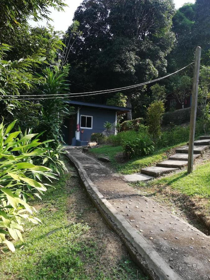 Durian Chalet Kuala Tahan Exterior photo